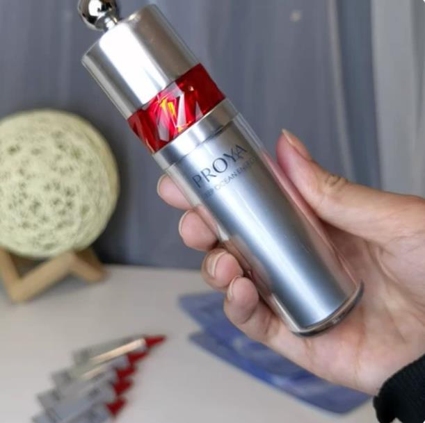 ！25年眼霜榜单推荐公认效果好的OG真人平台去眼袋第一名的眼霜(图4)